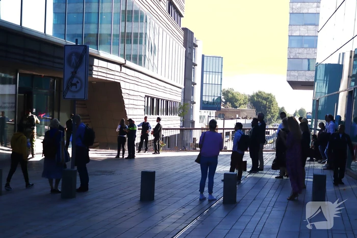 De nieuwe bibliotheek ontruim vanwege brand