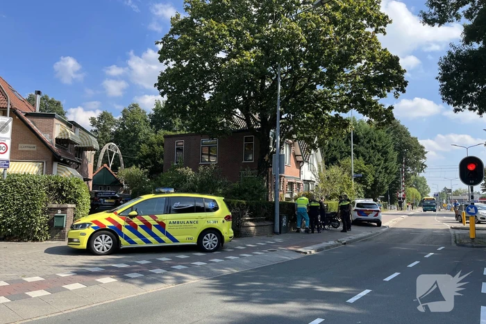 Aanrijding tussen scooter en fietser