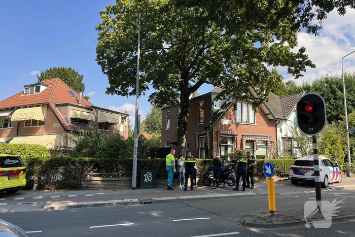 Aanrijding tussen scooter en fietser