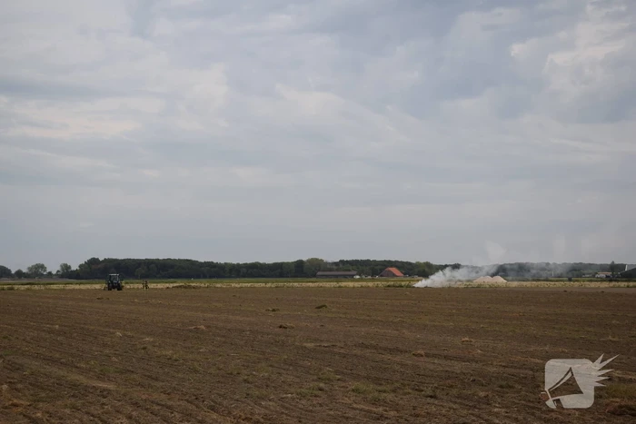 Brand door omploegen van weiland