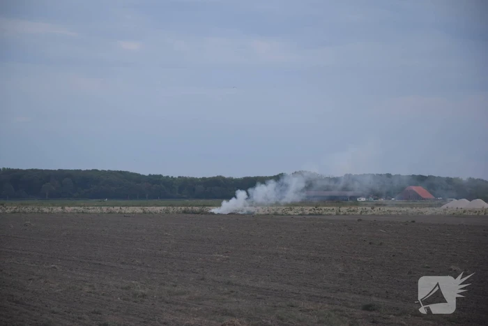 Brand door omploegen van weiland