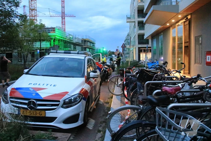 Arrestatieteam ingezet in flatgebouw