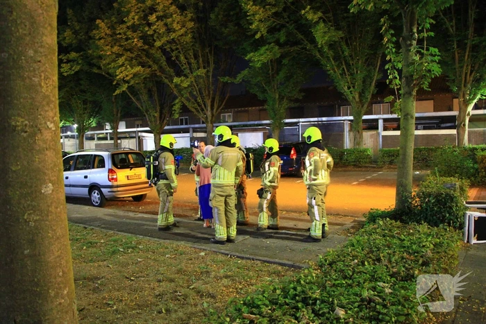Brandweer doet onderzoek naar hinderlijke brandlucht