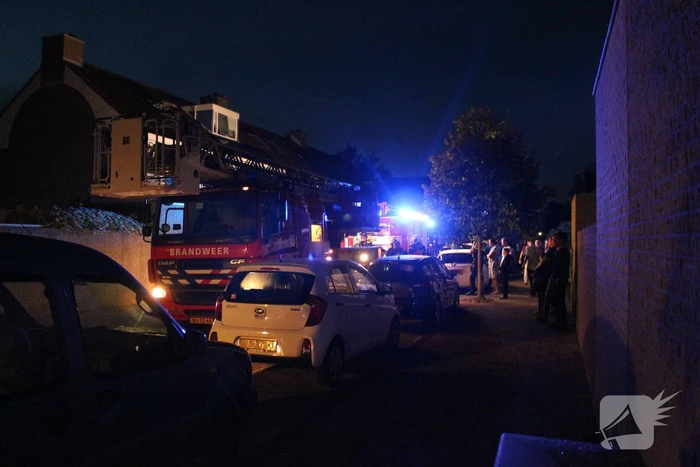 Zolderbrand snel onder controle