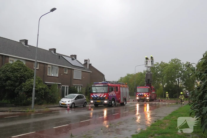 Brandgeur na mogelijke blikseminslag