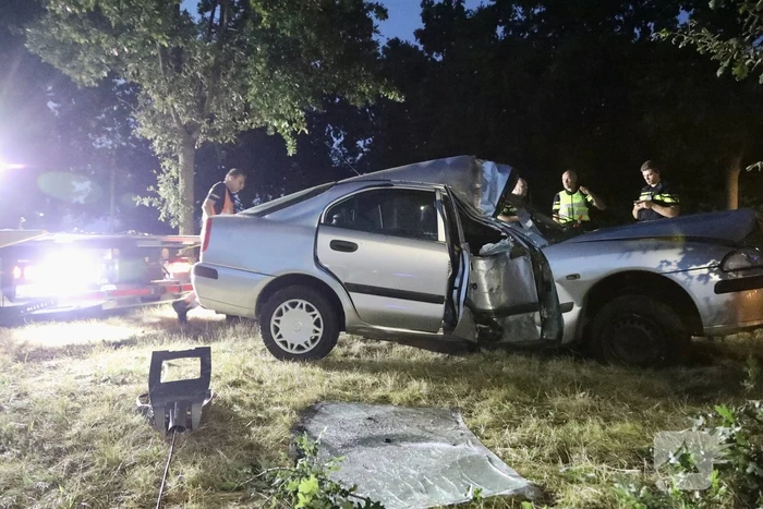 Persoon bekneld na ernstig ongeval