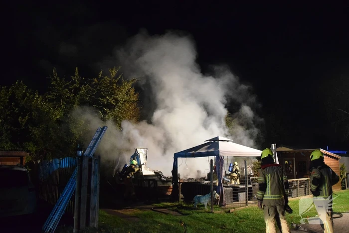Stacaravan volledig uitgebrand op camping