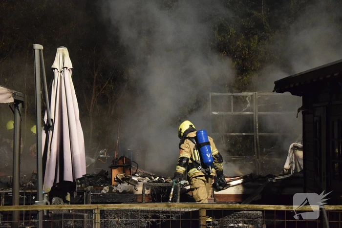 Stacaravan volledig uitgebrand op camping