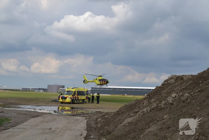 Motorcrosser ernstig gewond na val
