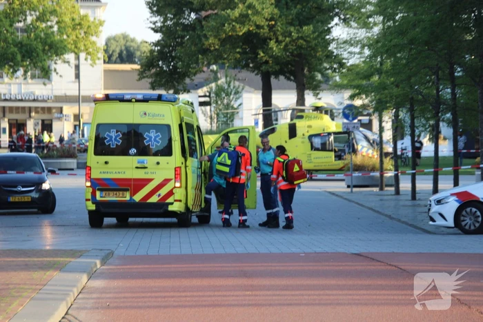 Twee zwaargewonden aangetroffen, één persoon raakt te water