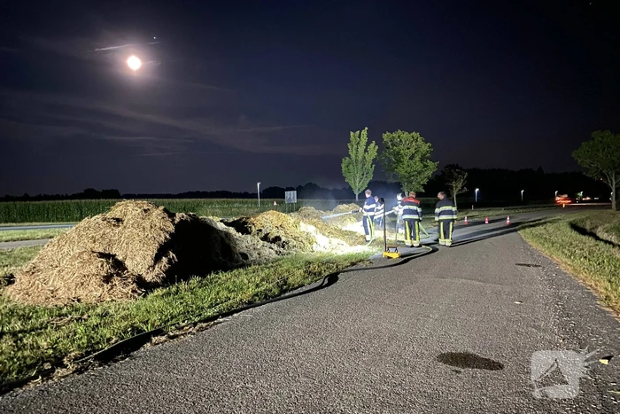 Broei in berg gemaaid gras