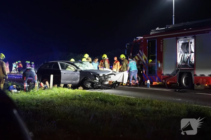 Zwaargewonde na ernstige aanrijding