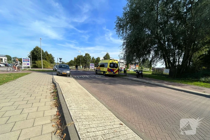 Automobilist ziet overstekende fietsster over het hoofd