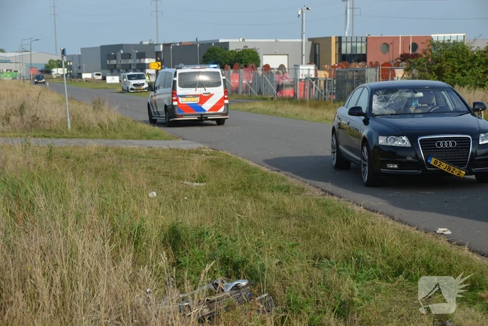 Fietser ernstig gewond bij botsing met auto