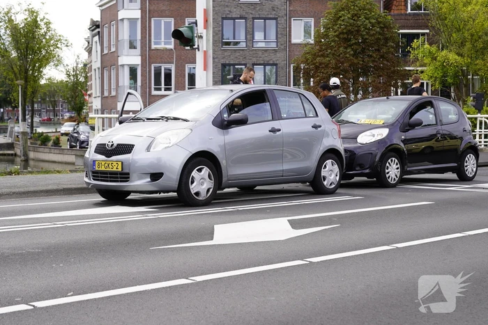 Twee auto's betrokken bij kop-staart ongeval