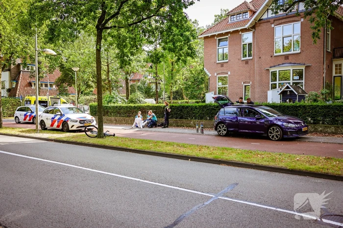 Bestuurder van auto geladen met lachgas ziet fietser over het hoofd