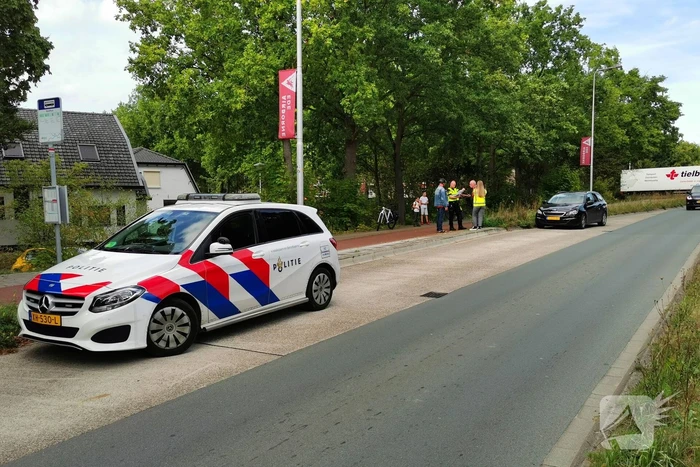 Auto en speed pedelec botsen met elkaar
