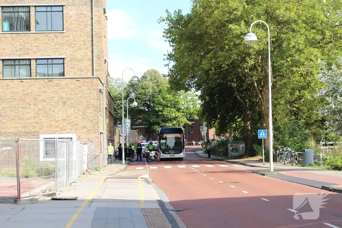 Fietser overreden door lijnbus