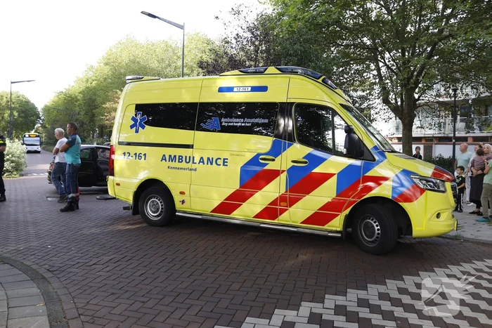 Flinke schade bij botsing op kruispunt