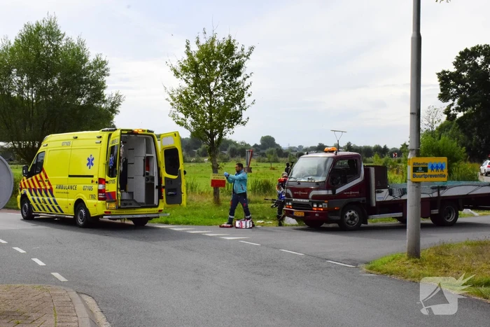 Traumahelikopter landt voor onwel geraakt persoon