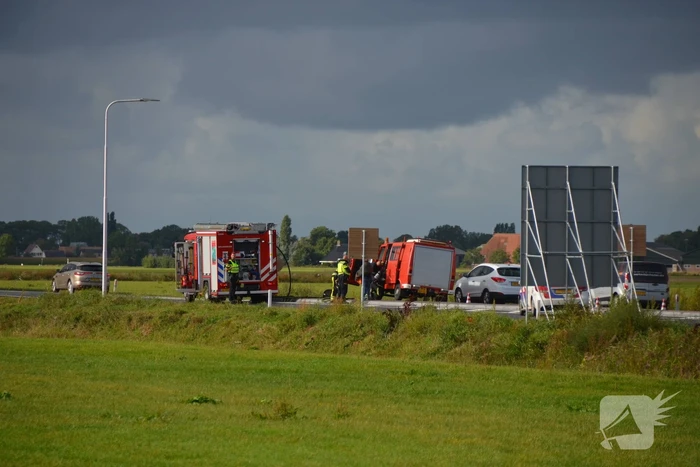 Brand is bestelbus zorg voor flinke file