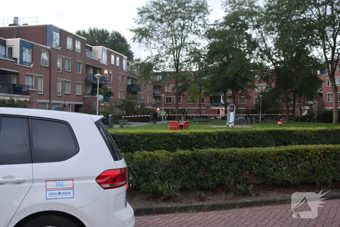 Schoten gelost op raam van woning