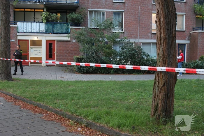 Schoten gelost op raam van woning
