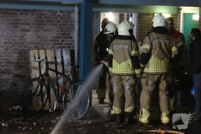Brand in flatgebouw snel onder controle