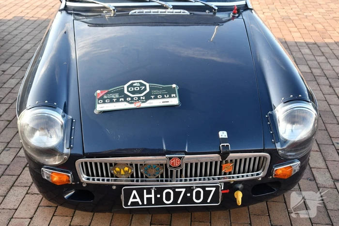 Prachtige MG's rijden 26ste Octagon Tour