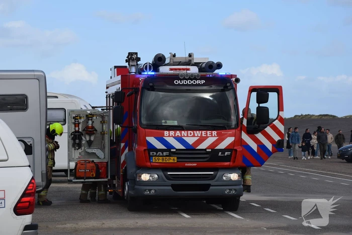 Kitesurfer zwaargewond bij kiteongeval op Brouwersdam