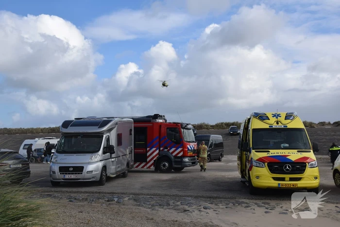 Kitesurfer zwaargewond bij kiteongeval op Brouwersdam