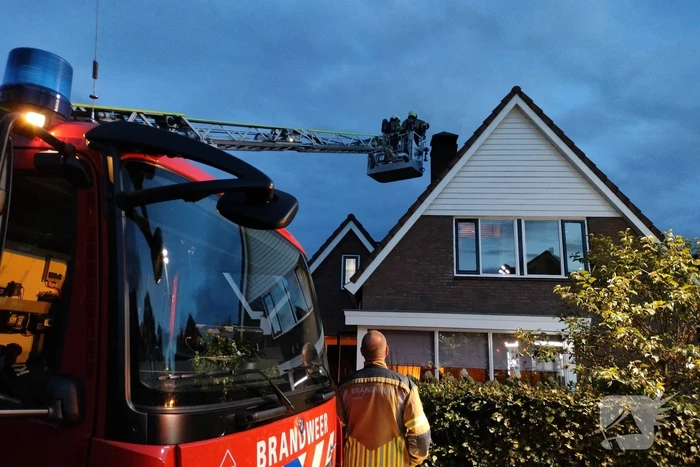 Veel rookontwikkeling bij schoorsteenbrand