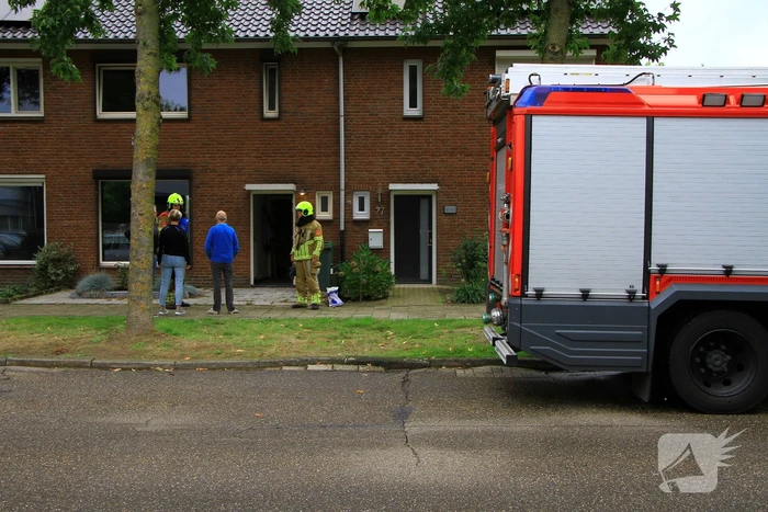 Bewoner boort door gasleiding