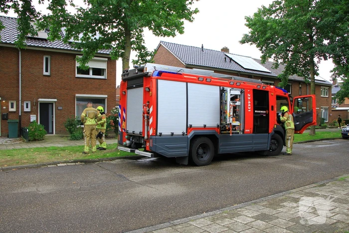 Bewoner boort door gasleiding
