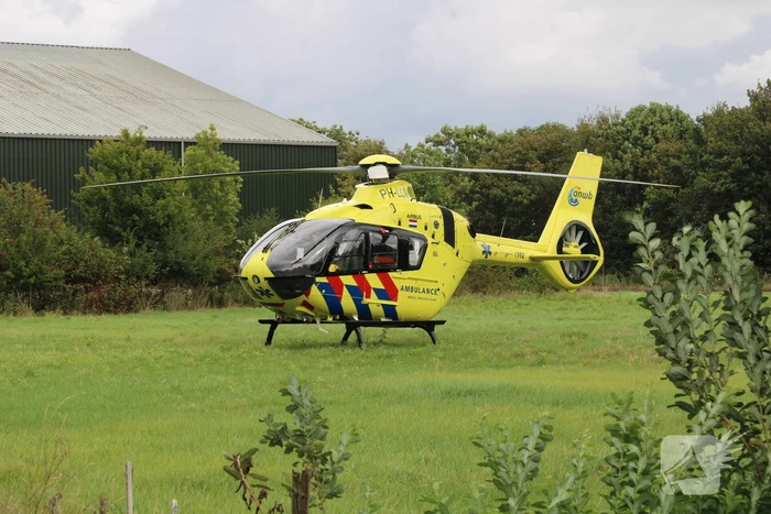 Traumateam assisteert bij incident in woning
