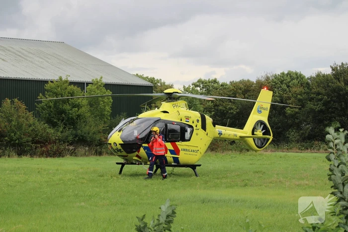 Traumateam assisteert bij incident in woning