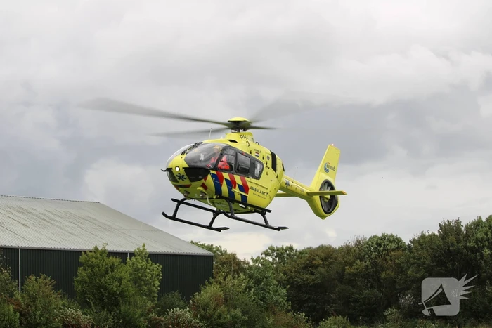 Traumateam assisteert bij incident in woning