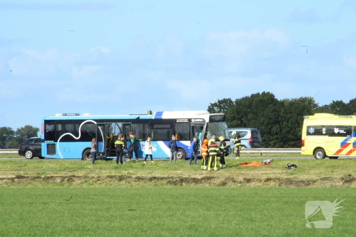Gewonde bij aanrijding met lijnbus en auto