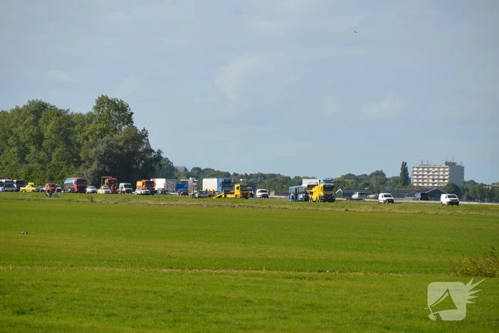 Gewonde bij aanrijding met lijnbus en auto