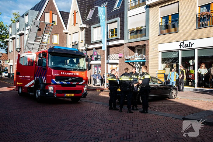 Albert Heijn-supermarkt ontruimd vanwege brandlucht
