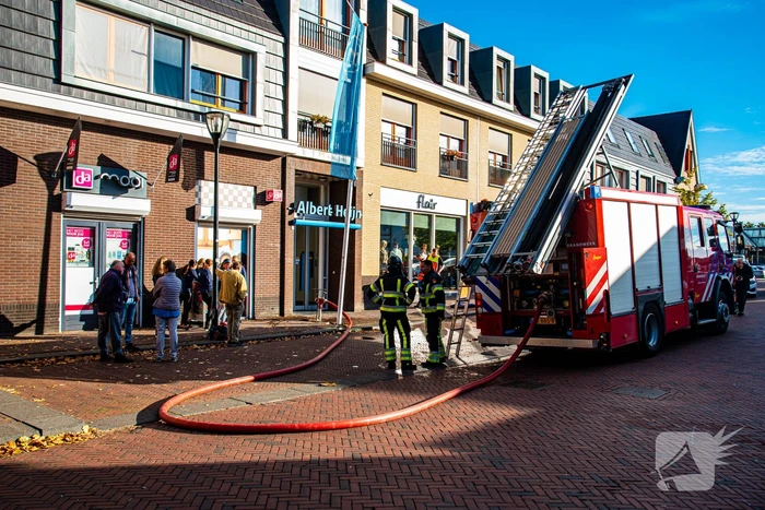 Albert Heijn-supermarkt ontruimd vanwege brandlucht