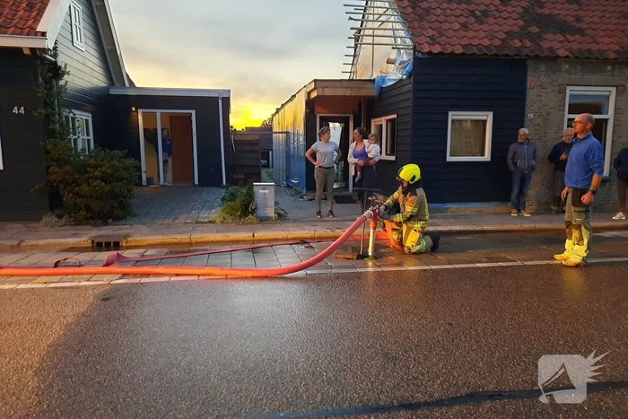 Flinke rookontwikkeling bij uitslaande schuurbrand