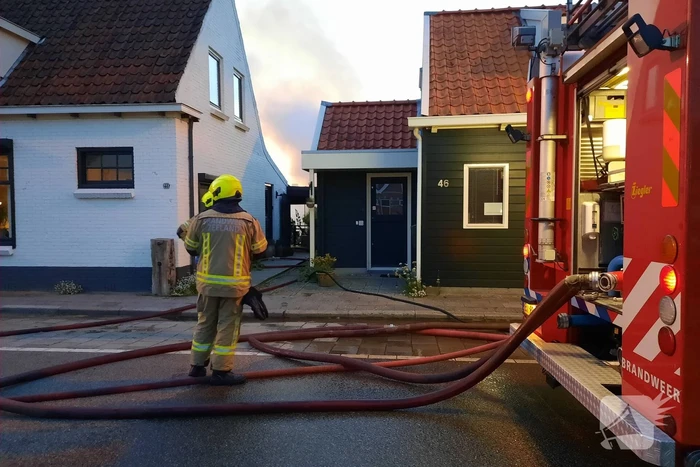 Flinke rookontwikkeling bij uitslaande schuurbrand