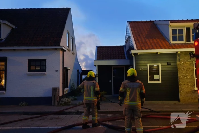 Flinke rookontwikkeling bij uitslaande schuurbrand