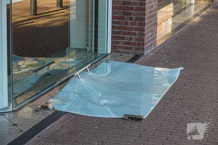 Veel schade na inbraak Caré juwelier
