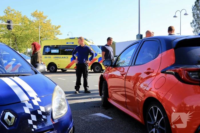 Drie voertuigen betrokken bij botsing