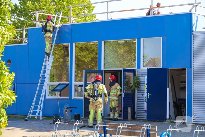 Brand op dak van Basisschool de Dukdalf