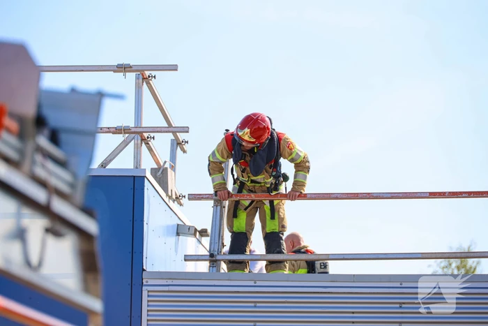 Brand op dak van Basisschool de Dukdalf