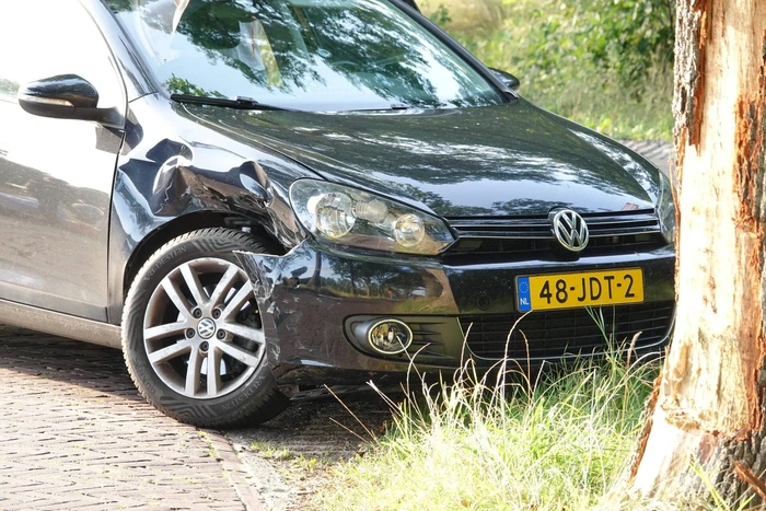 Persoon gewond bij aanrijding op kruising