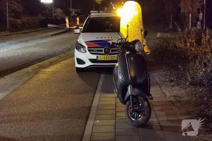 Scooterrijder onderuit bij wegwerkzaamheden